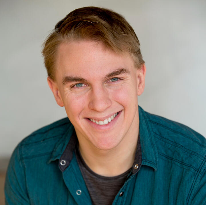 headshot
